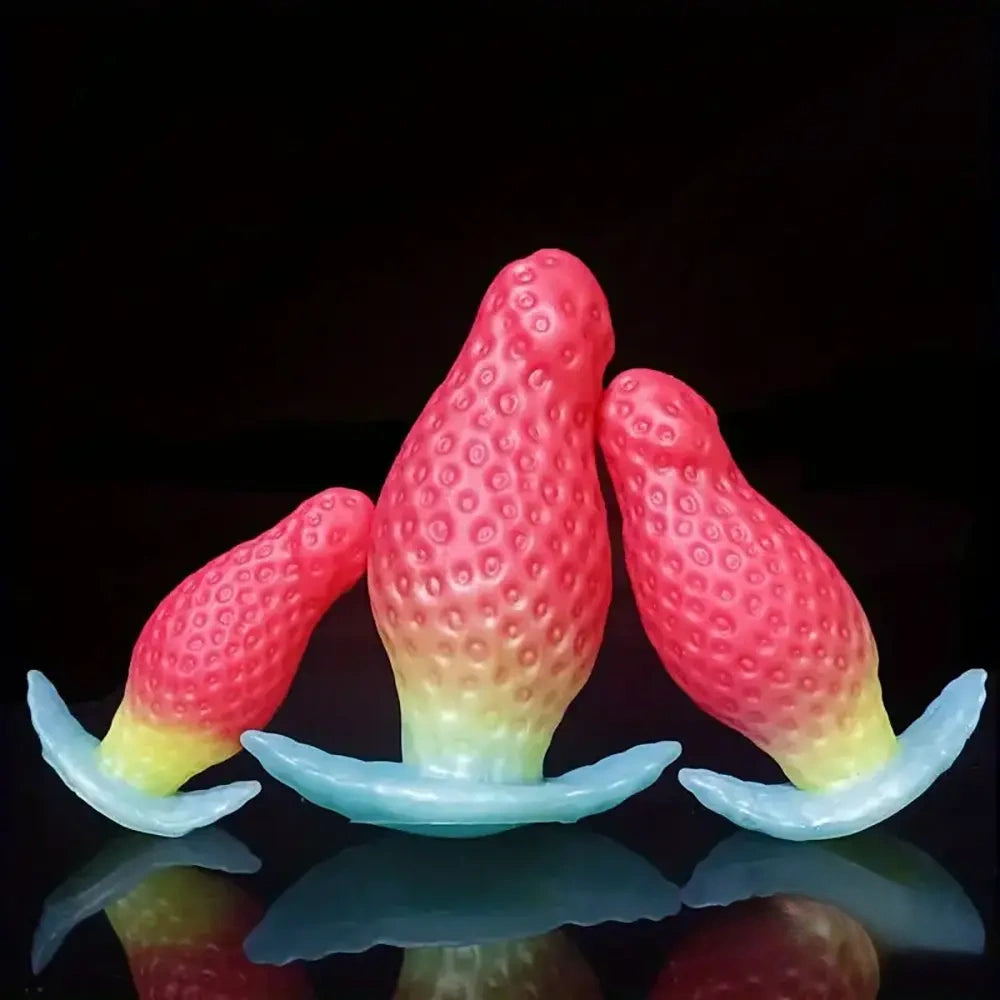 2.75in 3.54in 4.33in Strawberry Small Unisex Silicone Soft Dildo For Sex
