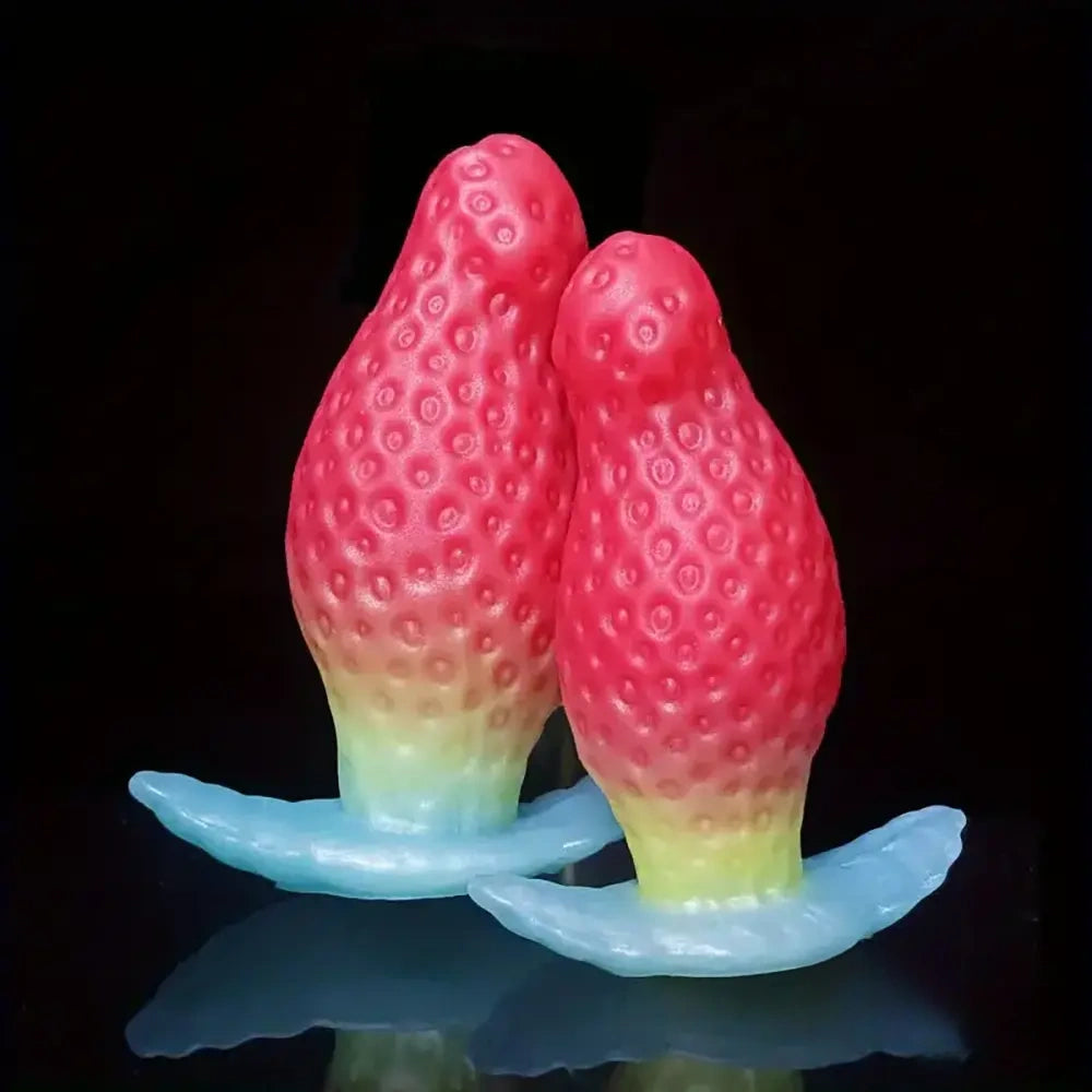 2.75in 3.54in 4.33in Strawberry Small Unisex Silicone Soft Dildo For Sex