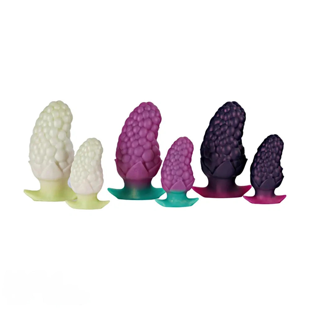 3.7in 5.43in Strawberry Design Small Silicone Soft Butt Plug Dildo For Anus