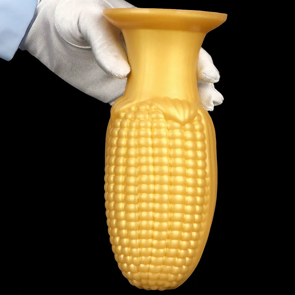 5.9in 6.7in 8.07in Liquid Silicone Thread Granules Soft Corn Gold Dildo