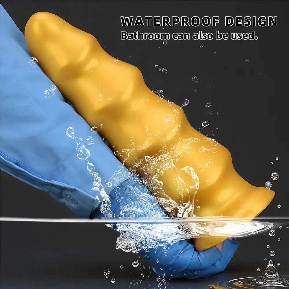 6.49in 8.26in 10.03in Golden Silicone Fantasy Dildo For Couples Intimacy
