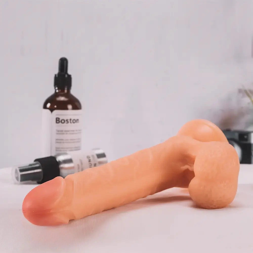 7.87in PVC Skin Feeling Dildo Sex Toy For Women With Suction Cup