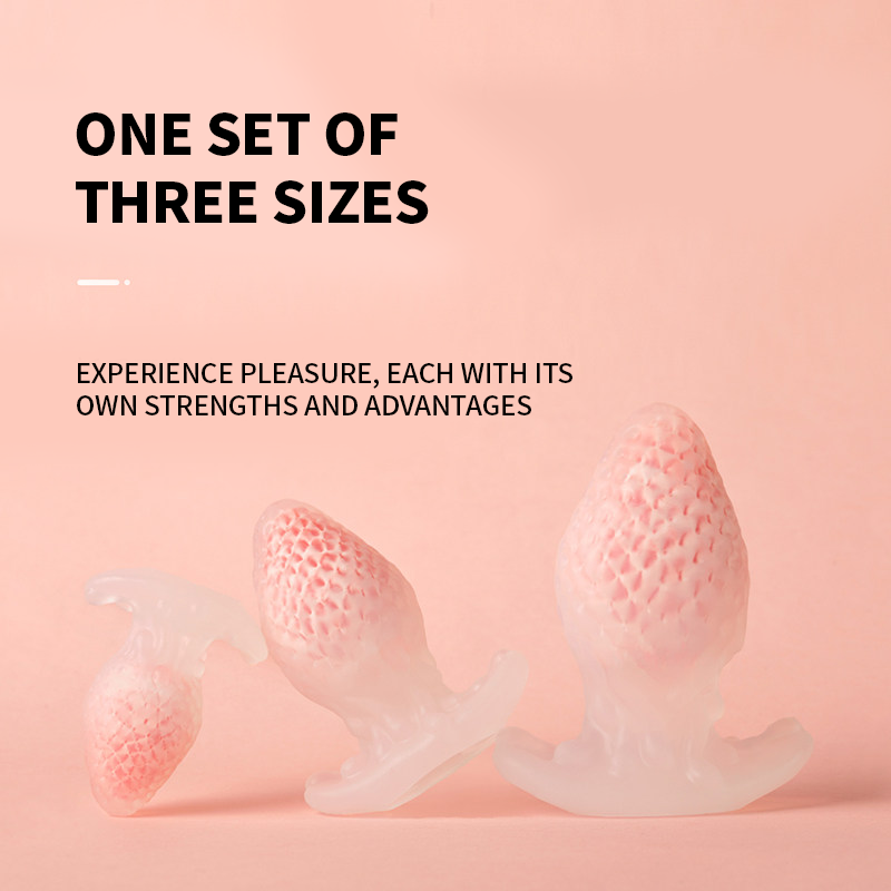 Her Lips Dynamic Strawberry Anal Plug