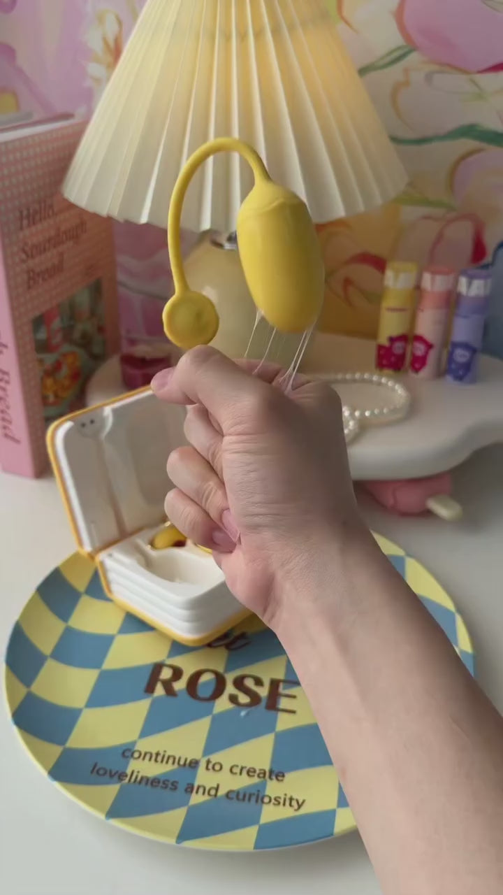 Cheese Pie Clitoral Suction & Vibration Massager