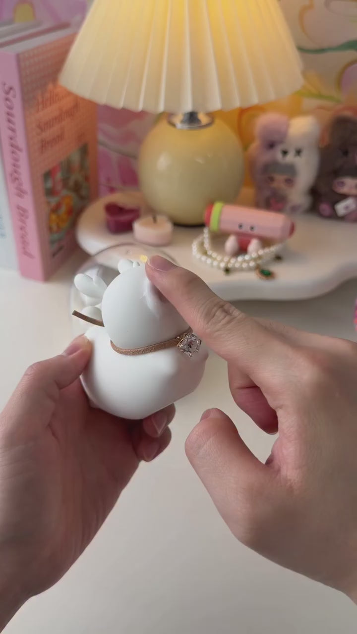 Deer Kiss Suction and Tapping Vibrator