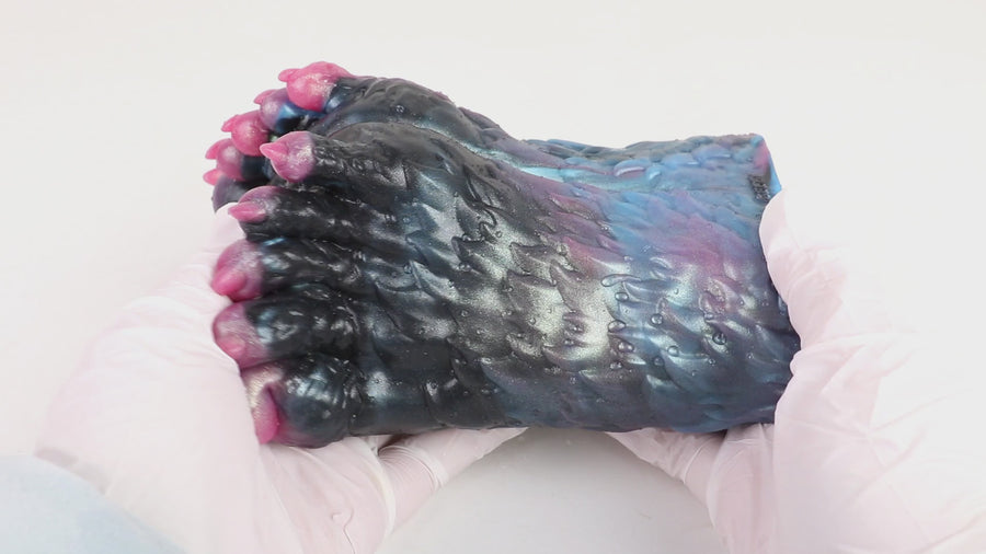Monster Paw Masturbator Ombryx Onyx Black Blue Scale